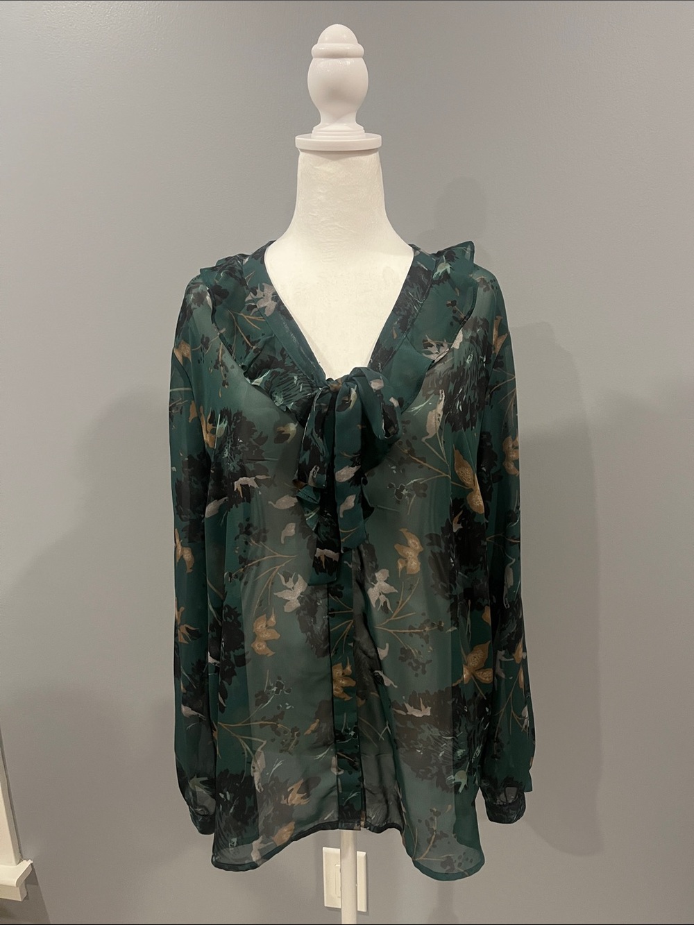 Dana Buchman Forest Green Floral Tie-Neck Blouse